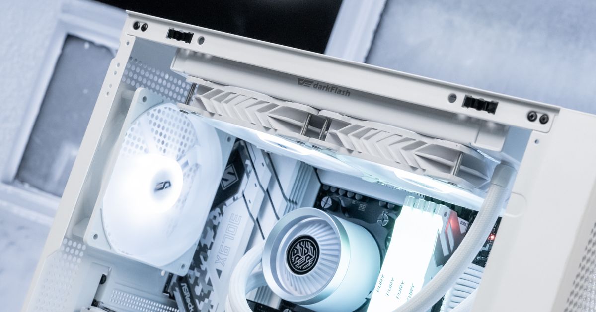 Do White PC Builds Turn Yellow? How to Keep Your White Rig Looking Brand New