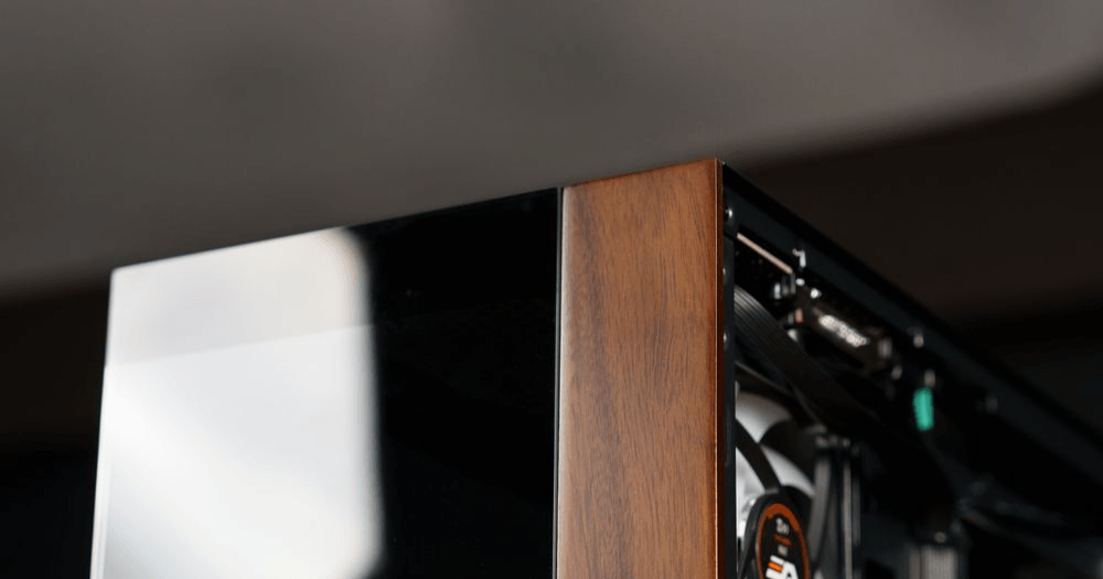 How to Clean Tempered Glass Side Panels?