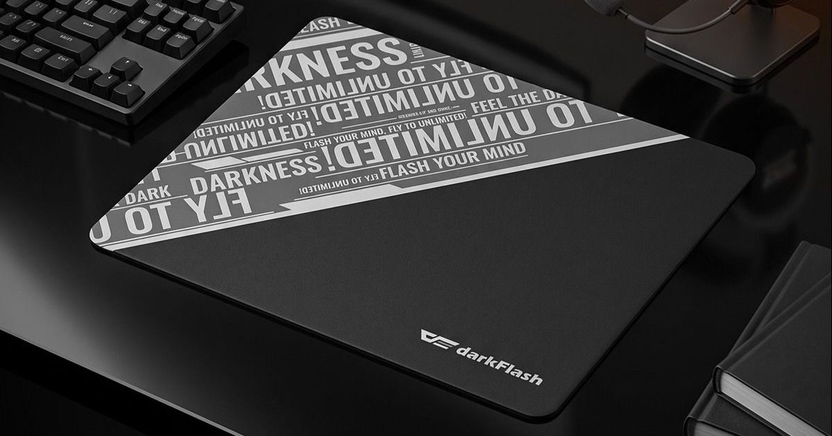 Are Glass Mouse Pads Good for FPS Gaming? Pros, Cons, Mouse Feet Wear, and Cleaning Explained